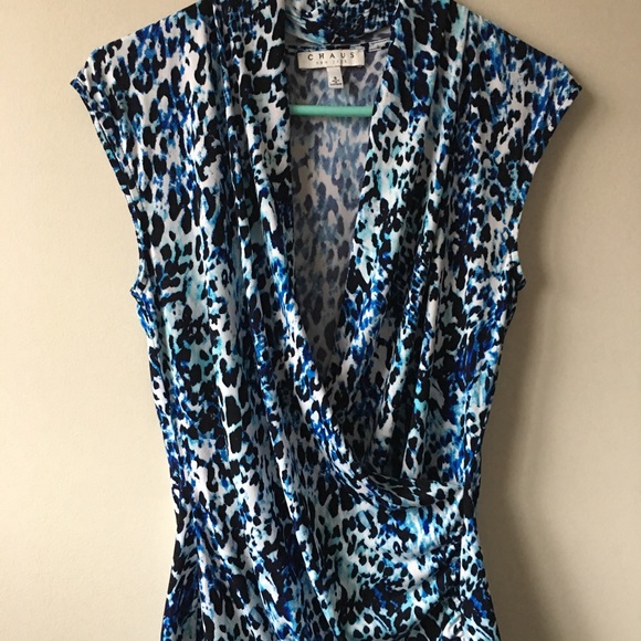 Chaus Tops - Chaus drape shirt!